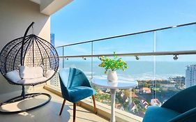 The Song Vung Tau Apartment - Pool Near Sea